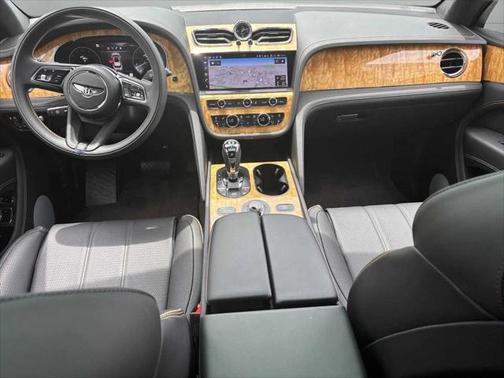 2022 Bentley Bentayga V8