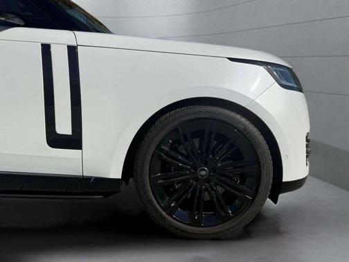 2023 Land Rover Range Rover P530 SE