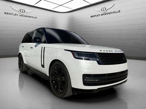 2023 Land Rover Range Rover P530 SE