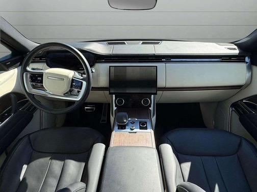 2023 Land Rover Range Rover P530 SE