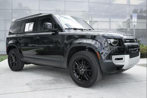 2025 Land Rover Defender 110 P300