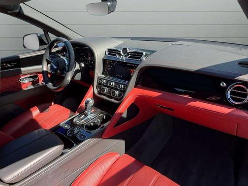 2022 Bentley Bentayga S