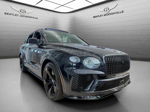 2024 Bentley Bentayga V8