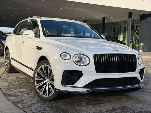 2023 Bentley Bentayga 