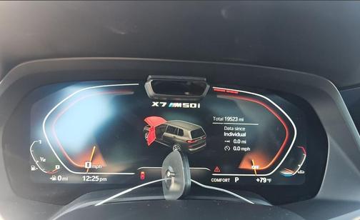 2022 BMW X7 M50i