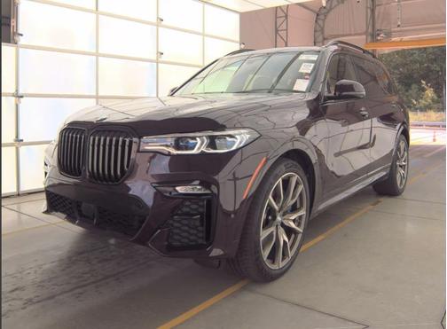 2022 BMW X7 M50i