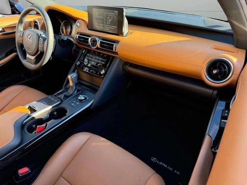 2022 Lexus IS 300 Base