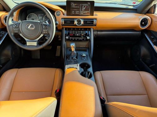 2022 Lexus IS 300 Base