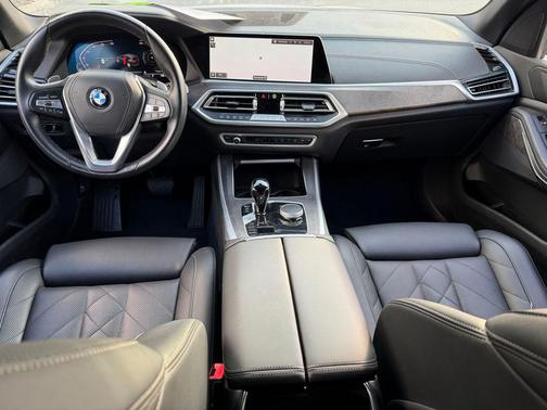 2023 BMW X5 sDrive40i