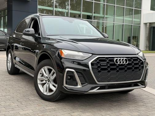 2023 Audi Q5 45 S line Premium