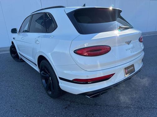 2022 Bentley Bentayga V8