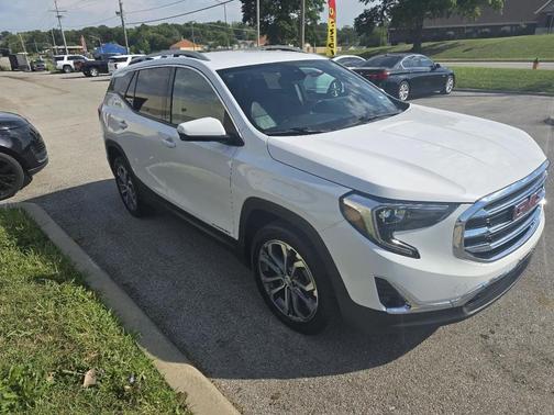 Summit White 2020 GMC Terrain SLT