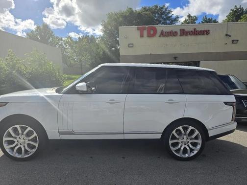 White 2017 Land Rover Range Rover 3.0L Supercharged HSE