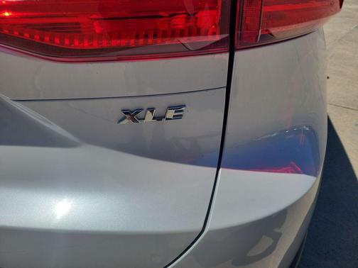 2023 Toyota Venza XLE