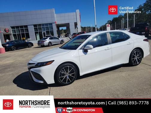 2024 Toyota Camry SE