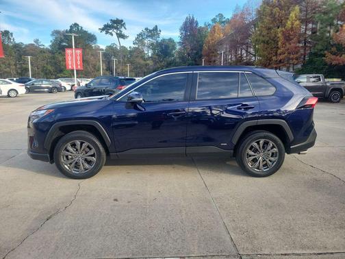 2023 Toyota RAV4 Hybrid XLE Premium