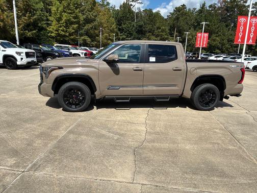 2026 Toyota Tundra Hybrid Platinum
