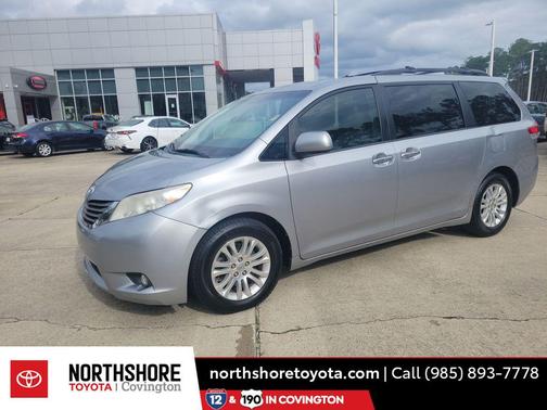 2013 Toyota Sienna XLE