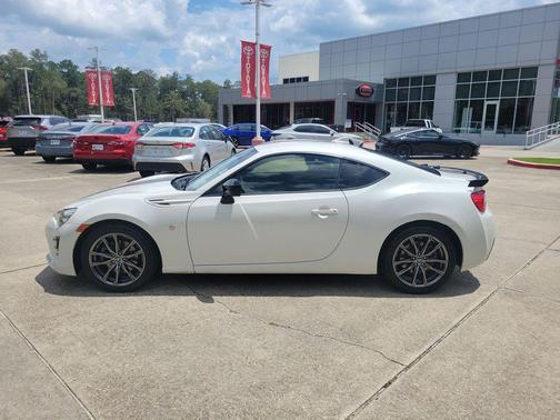 Halo 2017 Toyota 86 SE
