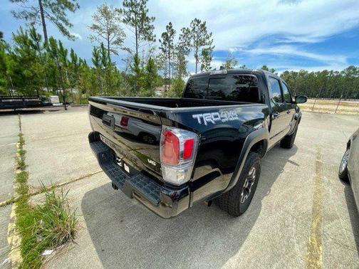 Photo 2 of 2 of 2021 Toyota Tacoma TRD Pro