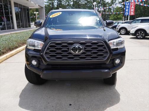 Photo 3 of 28 of 2021 Toyota Tacoma TRD Off Road