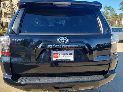 2024 Toyota 4Runner SR5