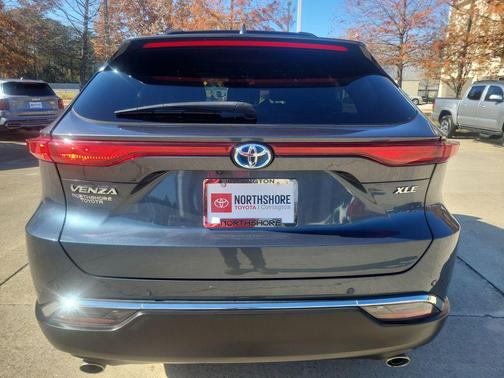 2023 Toyota Venza XLE