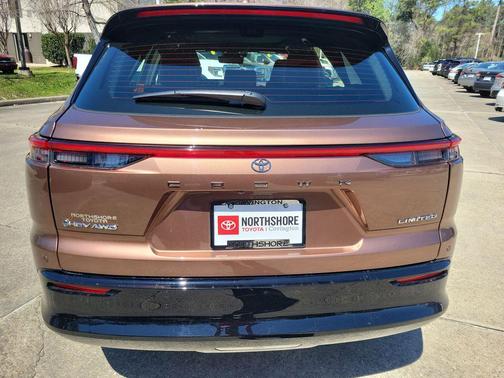 2025 Toyota Crown Signia Limited