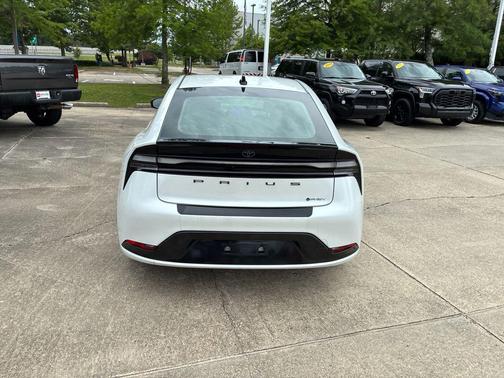 Wind Chill Pearl 2026 Toyota Prius Plug-In Hybrid XSE