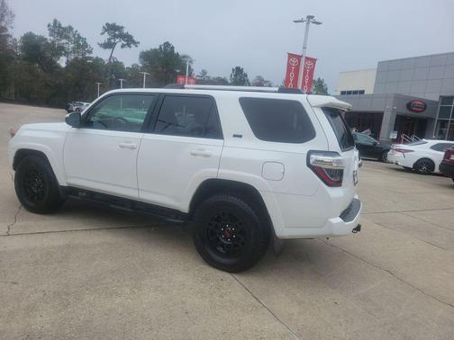 2021 Toyota 4Runner SR5