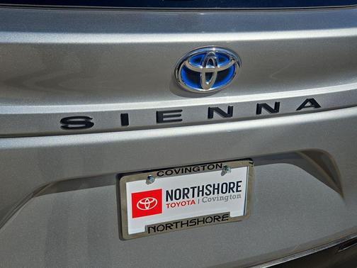 2024 Toyota Sienna XLE