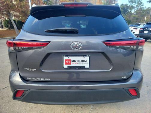2023 Toyota Highlander LE