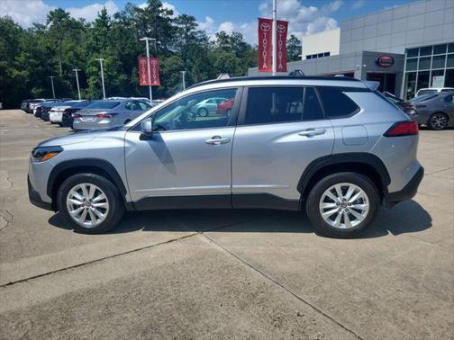 2022 Toyota Corolla Cross LE