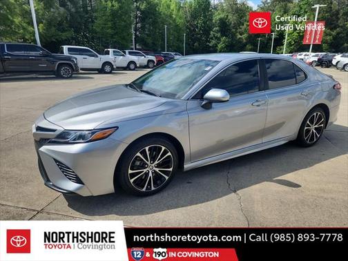 2020 Toyota Camry SE