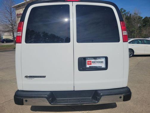 2021 Chevrolet Express 3500 LT