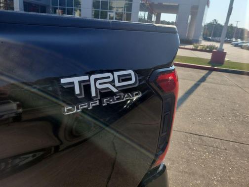 2025 Toyota Tacoma TRD Off-Road