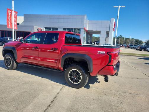 2025 Toyota Tacoma TRD Off-Road