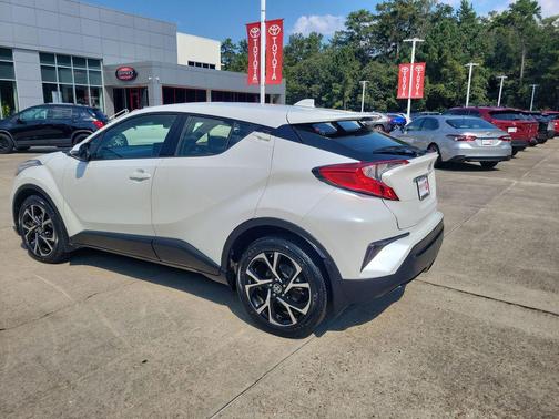 2021 Toyota C-HR XLE