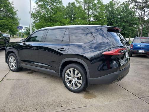Midnight Black Metallic 2025 Toyota Grand Highlander Limited