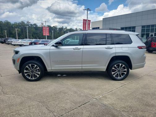 Silver Zynith 2023 Jeep Grand Cherokee L Overland