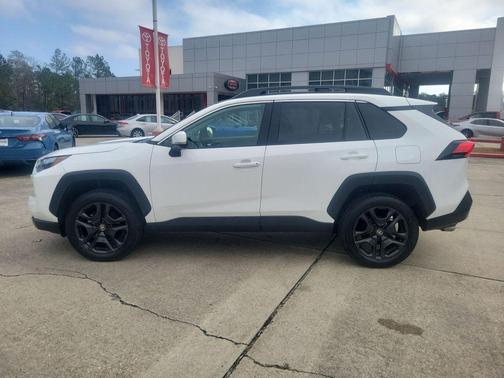 2024 Toyota RAV4 Adventure