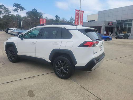 2024 Toyota RAV4 Adventure