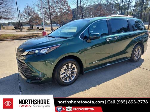 2025 Toyota Sienna XLE