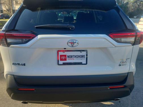 2025 Toyota RAV4 Hybrid XLE