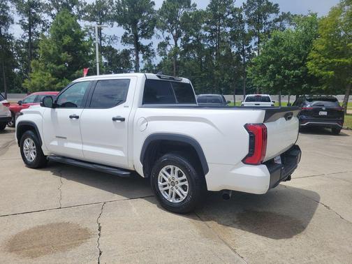 2022 Toyota Tundra SR5