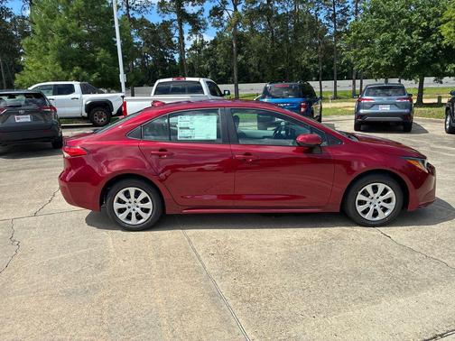 Ruby Flare Pearl 2026 Toyota Corolla LE
