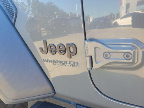 2020 Jeep Wrangler Unlimited Unlimited Willys