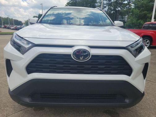 Ice Cap 2025 Toyota RAV4 XLE