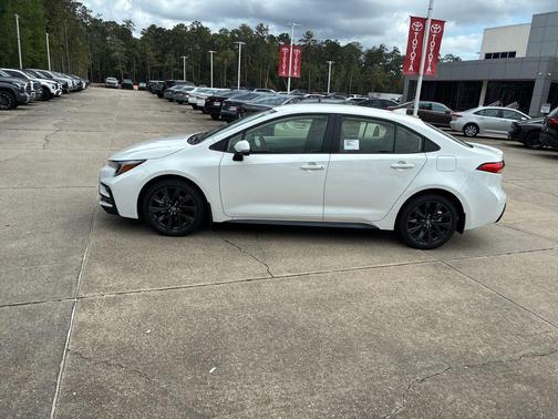 Ice Cap 2026 Toyota Corolla Hybrid SE