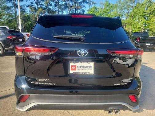 2026 Toyota Highlander XSE